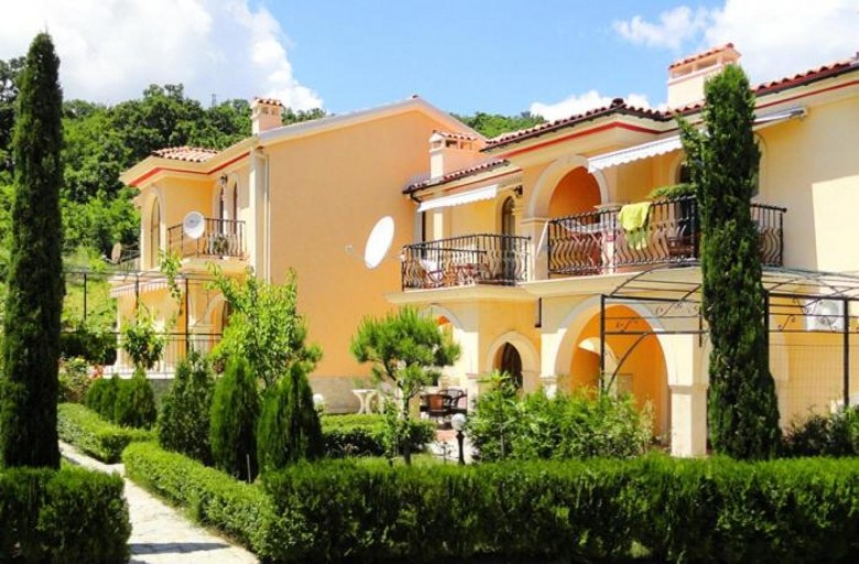 Discounted, No commission: 1 BED apartment in Mediterranean style in Villa Romana, Elenite resort