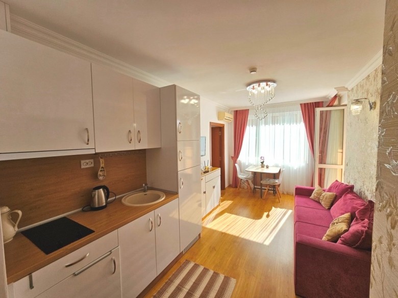 No commission: 2 BED elegant apartment in Sweet Homes 4,  center of Sunny beach