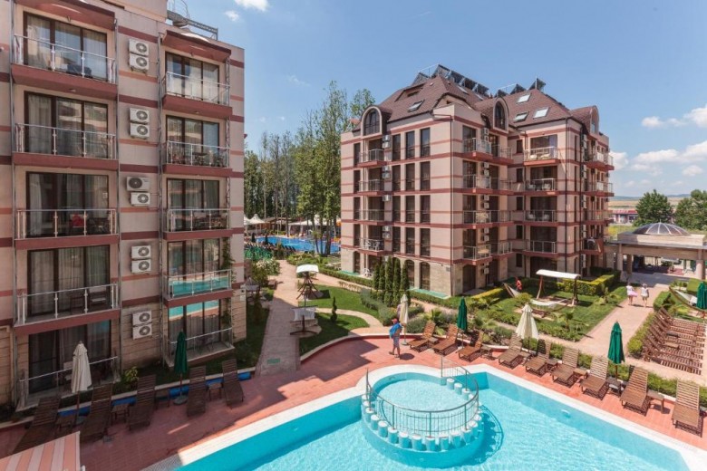 No commission:  1 BED pool view apartment, 74 sq.m., in Vineyards SPA Resort ****