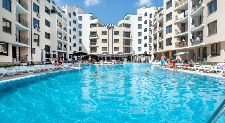 No commission: 1 BED top floor apartment, with pool views,  in Avalon****, Sunny beach