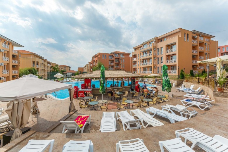 No commission: Pool view 1 BED apartment in Sunny View Central (Sunny beach)